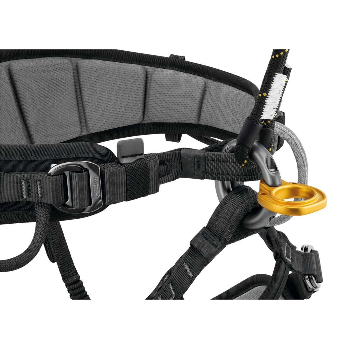 Petzl Falcon Mountain klimharnas bewegingsvrij en functioneel