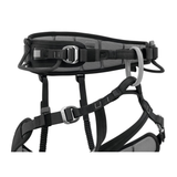 Petzl Falcon Mountain klimharnas bewegingsvrij en functioneel